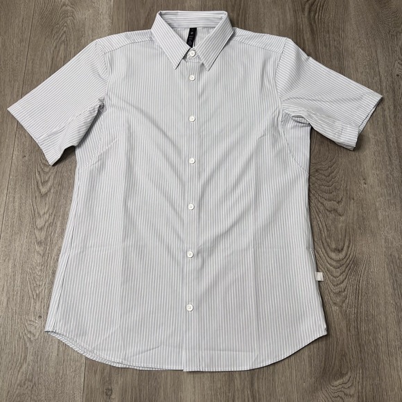 lululemon Other - Lululemon Short Sleeve Button Up Shirt Mens Size Small Blue White Striped